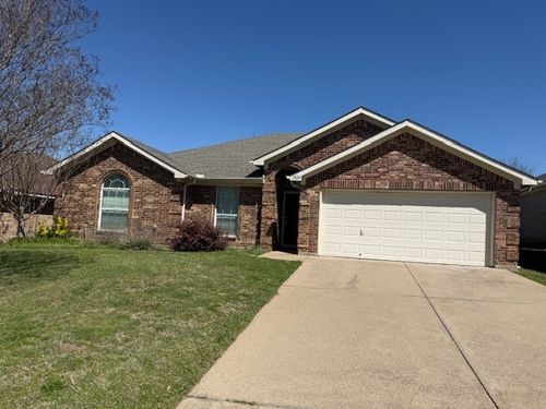 1824 Cancun Dr, Mansfield, TX, 76063-8509 | Card Image
