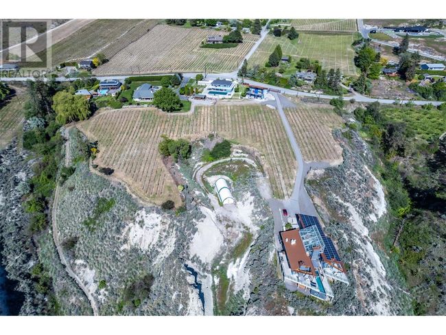 2185 Naramata Rd, House other with 3 bedrooms, 5 bathrooms and 1 parking in Naramata BC | Image 24