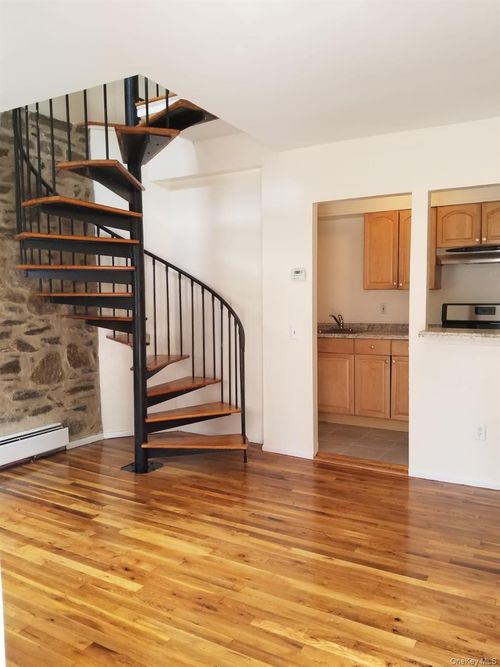apt-1-645 Locust St, Mount Vernon, NY, 10552-2682 | Card Image