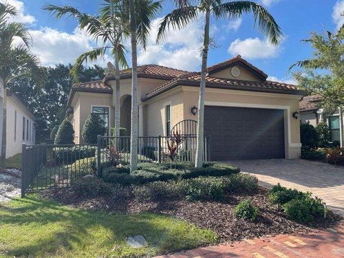 600 Se Fascino Cir, Port St Lucie, FL, 34984-6659 | Card Image