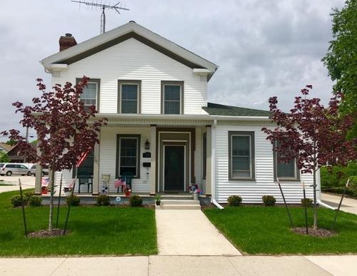 628 N 8th St N, Manitowoc, WI, 54220 | Card Image