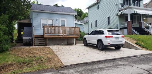 621 Bridge St, North Huntingdon, PA, 15642-1508 | Card Image