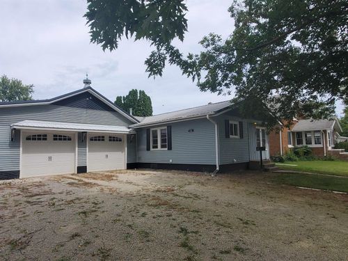 418 2nd Ave W, Cresco, IA, 52136-1208 | Card Image