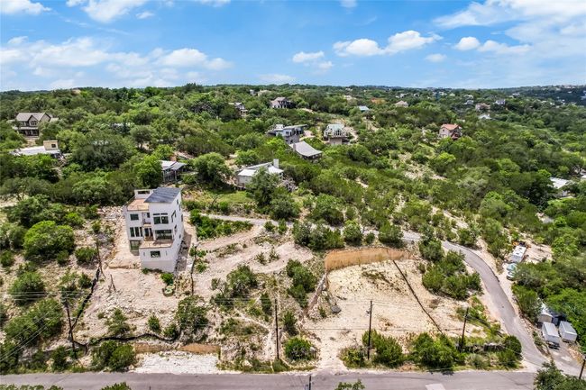 2404 Big Horn Dr, House other with 4 bedrooms, 4 bathrooms and 4 parking in Austin TX | Image 15