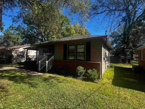 306 Kay St, North Little Rock, AR, 72117-4809 | Card Image