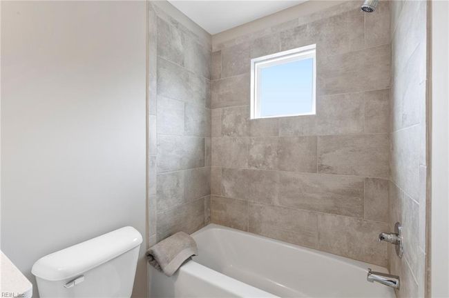 9621 9 Th Bay St, House other with 4 bedrooms, 4 bathrooms and null parking in Norfolk VA | Image 34