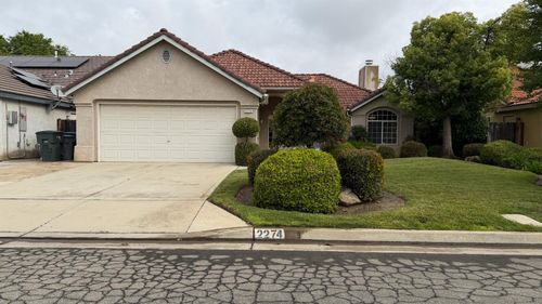 2274 E Skyview Ave, Fresno, CA, 93720-4127 | Card Image