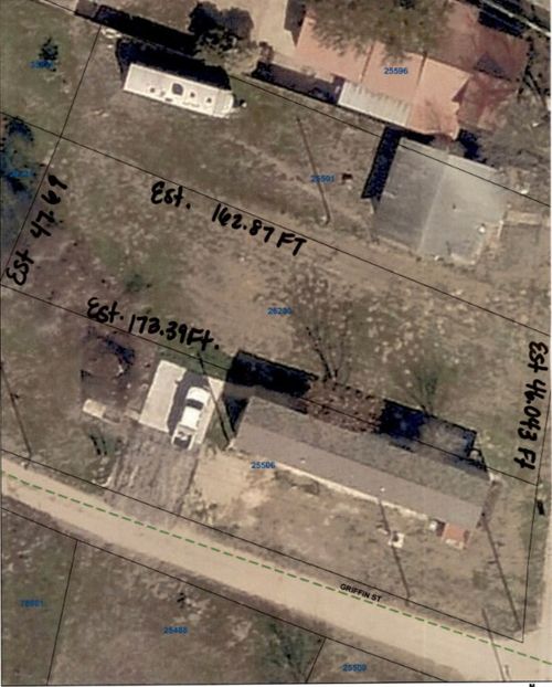 717 N Laurel Ave, Luling, TX, 78648-2029 | Card Image