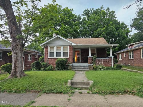 2928 N Patterson Ave, Winston-Salem, NC, 27105-4317 | Card Image