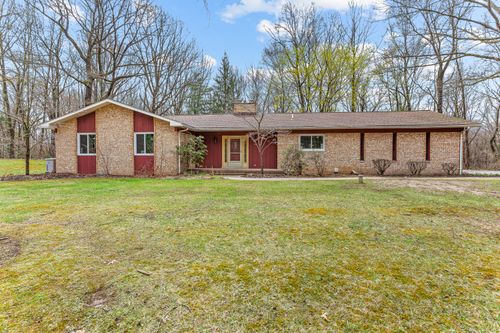 250 Scottshill, Milford, MI, 48381-3417 | Card Image