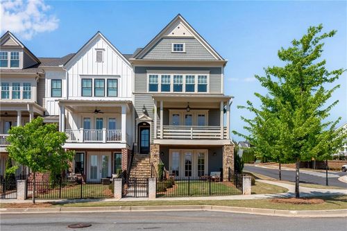 917 S On Main Dr, Woodstock, GA, 30188-6628 | Card Image