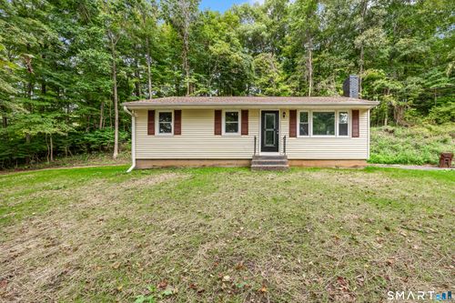 30 Mountain View Ter, East Haven, CT, 06513-2022 | Card Image