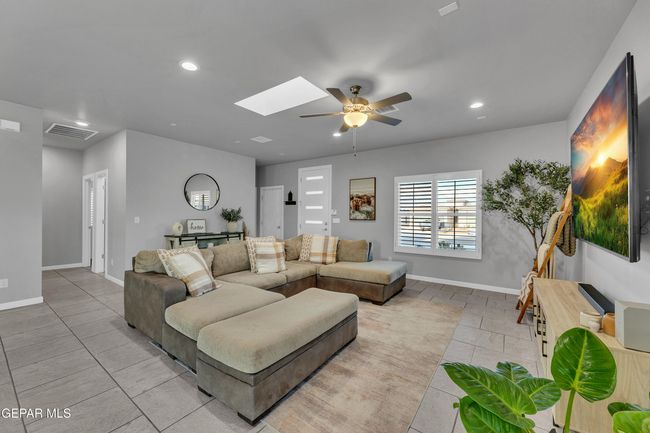 203 Bretby Pl. | Image 8