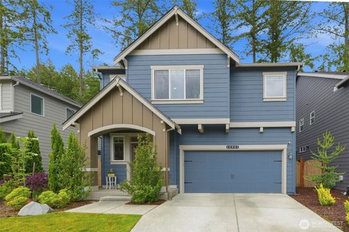 10067 Veteran Ave, Gig Harbor, WA, 98332-7947 | Card Image