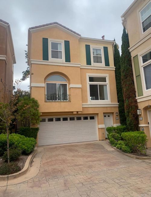 unit-51-12672 Carmel Country Rd, San Diego, CA, 92130-3180 | Card Image