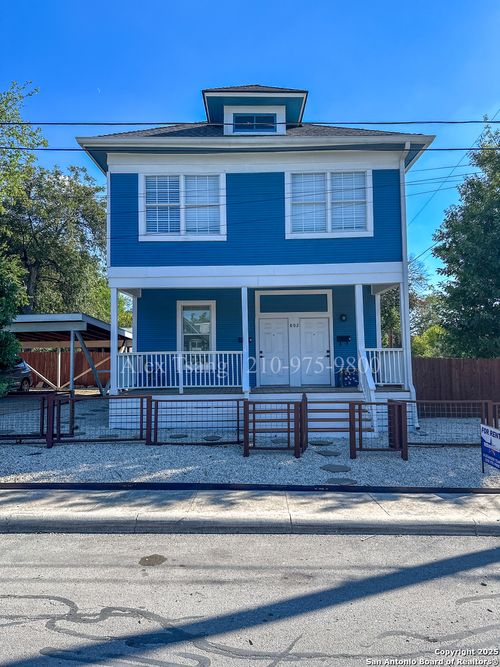 apt-2-802 Montana St, San Antonio, TX, 78203-1164 | Card Image