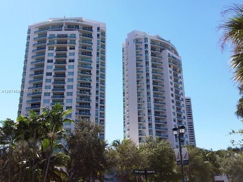 502-3300 Ne 191st St, Aventura, FL, 33180-2442 | Card Image