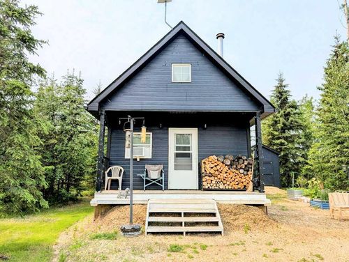 4 4a Street W, Faust, AB, T0G0X0 | Card Image