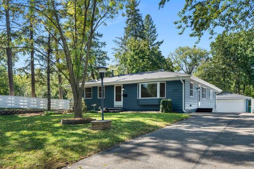 3337 Brunswick Ave N, Crystal, MN, 55422-2539 | Card Image