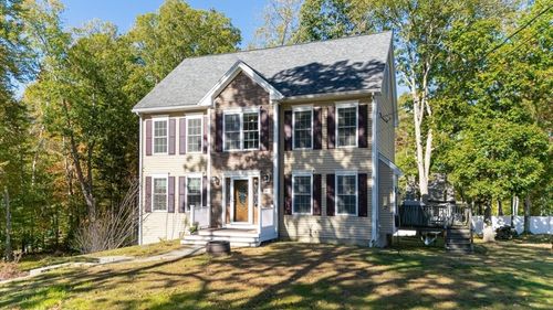 4 Anderson Ave, Salem, NH, 03079-1602 | Card Image