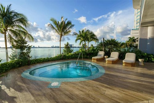 4007-700 Ne 24th St, Miami, FL, 33137 | Card Image