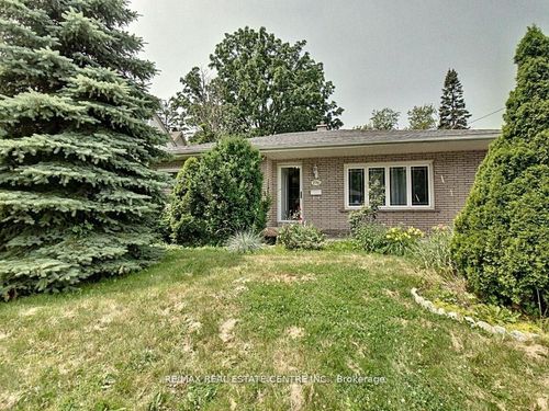 196 Rifle Range Rd, Hamilton, ON, L8S3B9 | Card Image