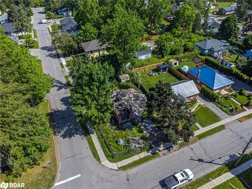 50 Russell St E, Lindsay, ON, K9V2A6 | Card Image