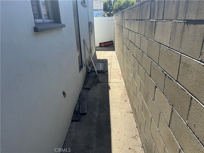 4213 W 166 Th St, Home with 2 bedrooms, 1 bathrooms and 1 parking in Lawndale CA | Image 17