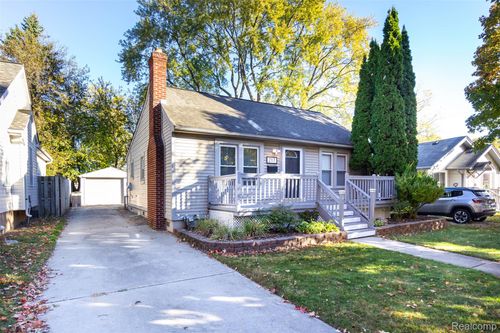 217 E Baker Ave, Clawson, MI, 48017-1668 | Card Image