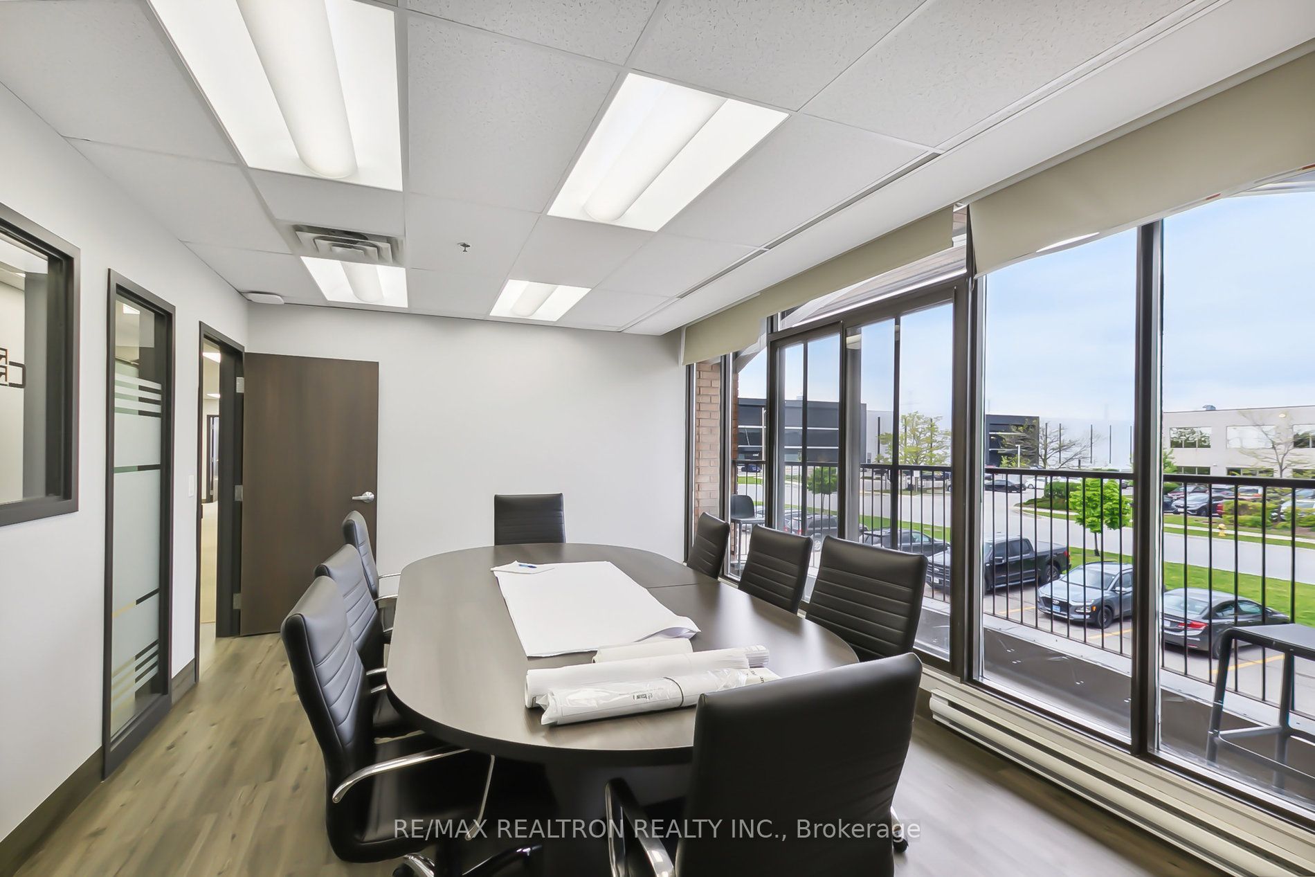 200 - 200-10 Director Crt, For Rent in Woodbridge - Zoocasa