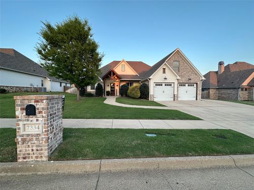 7334 Tule Creek Ln, Tyler, TX, 75703-7579 | Card Image