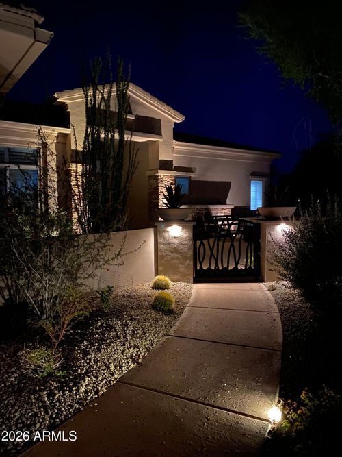 9831 E Granite Peak Trl, Scottsdale, AZ, 85262-3143 | Card Image