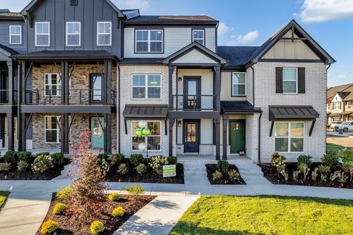 610 Granbury Pvt Dr, Hendersonville, TN, 37075-2780 | Card Image