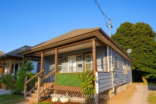 3968 St Peter Ave, Niagara Falls, ON, L2J2N8 | Card Image