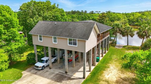 10264 Riverroad Dr, Gulfport, MS, 39503-4415 | Card Image