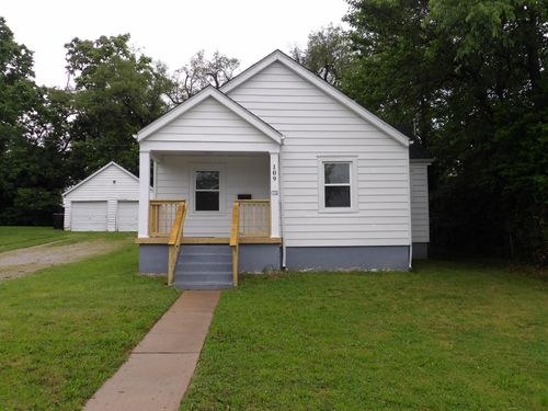 109 Allnutt Dr, Frankfort, KY, 40601-2319 | Card Image