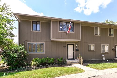 7905 Benjamin Dr, Indianapolis, IN, 46226-2045 | Card Image