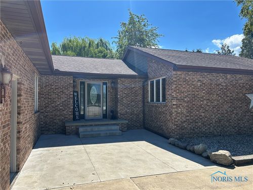 10208 Corduroy Rd, Curtice, OH, 43412-9716 | Card Image