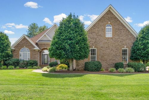 235 Wellington Way, Hopkinsville, KY, 42240-8733 | Card Image