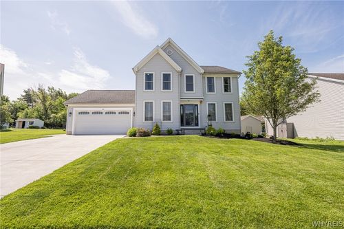 34 Pine Valley Ct, West Seneca, NY, 14224-4156 | Card Image