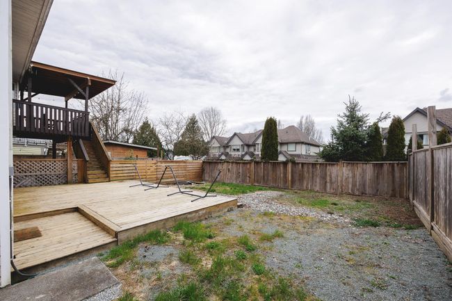 22965 Reid Avenue, House other with 4 bedrooms, 3 bathrooms and 4 parking in Maple Ridge BC | Image 35