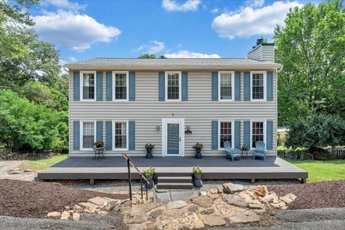 3702 Winding Way Rd Sw, Roanoke, VA, 24015 | Card Image