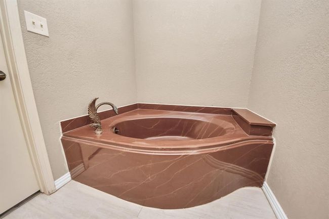 2514 Loganberry Circle, House other with 3 bedrooms, 2 bathrooms and 3 parking in Seabrook TX | Image 27