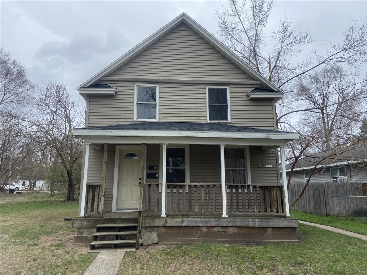 Grand Ave, Muskegon, MI 49441