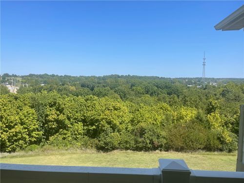 4254 Ne Meadow Creek Cir, Fayetteville, AR, 72703-6329 | Card Image