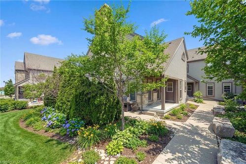 9-100 Frederick Dr, Guelph, ON, N1L0H6 | Card Image