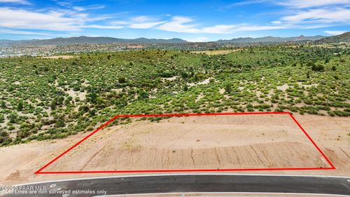 565 Suncrest Dr, Prescott, AZ, 86305-4118 | Card Image