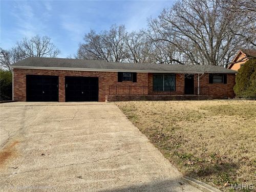 2525 W Avondale St, Poplar Bluff, MO, 63901-2631 | Card Image