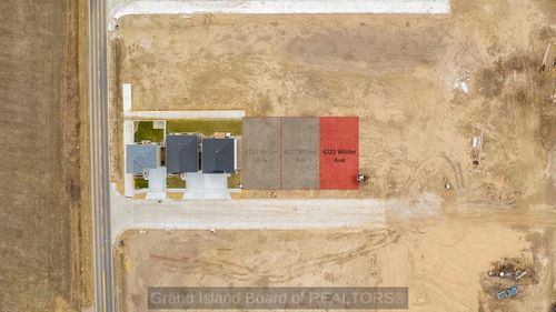 4221 Wilder Ave, Grand Island, NE, 68803-9304 | Card Image