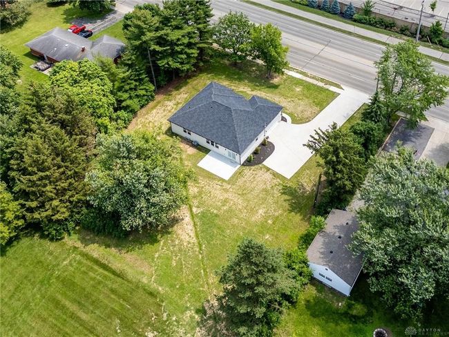 8613 Byers Rd, House other with 5 bedrooms, 3 bathrooms and null parking in Miamisburg OH | Image 4